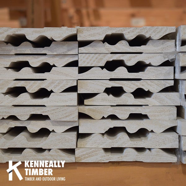 135x18mm RADIATA COLONIAL FJ PRIMED ARCHITRAVE Carousel 2