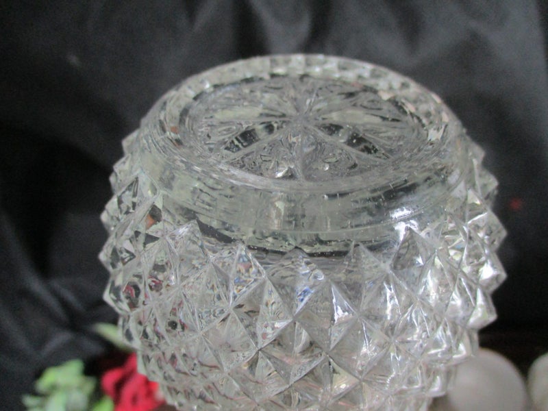 Attractive Vintage Glass Creamer/Milk Jug – Made in Hong Kong Carousel 10