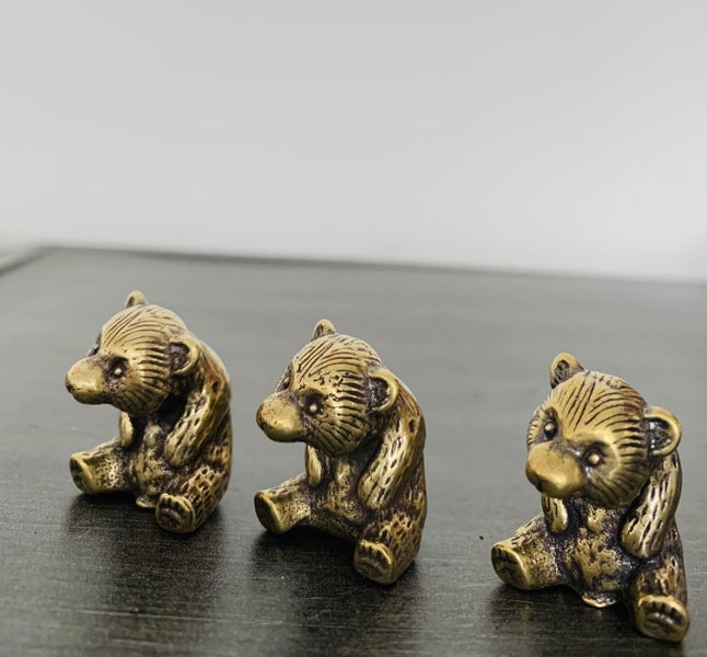 Antique Bronze Winnie the Pooh Resting Figurines Brass Sculptures Metal Decor Carousel 2