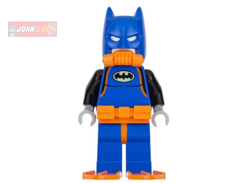 RARE LEGO BATMAN MINIFIGURE - BATMAN'S SCU-BATSUIT from 70909 Carousel 1