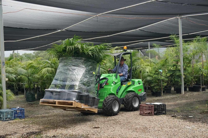 Avant Nursery Pro Loader Carousel 2