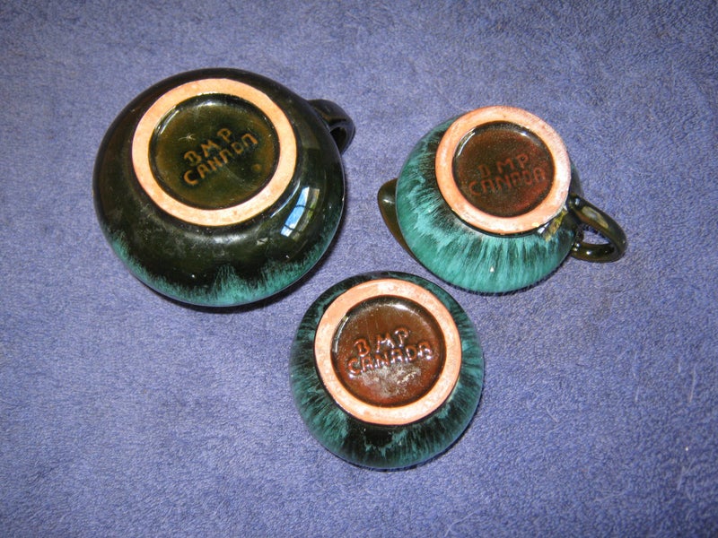 3 x Blue Mountain Pottery Jugs & Bowls ? Vase etc Carousel 14