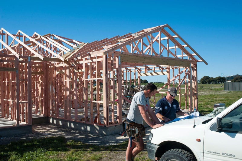 NZA Apprenticeships Carousel 1