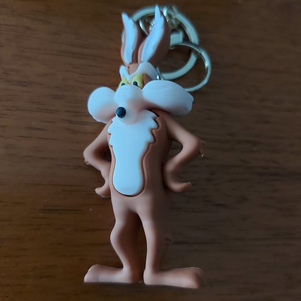 Wylie Coyote Key Ring Carousel 1