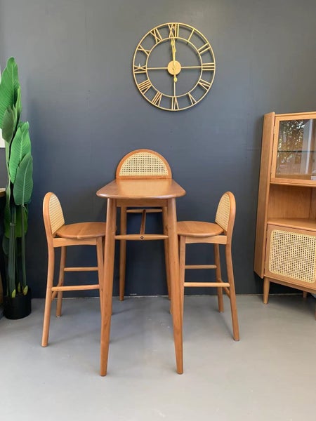 Christmas SALE ! Brand New Cherry Wood Bar Leaner With 2X Bar Stools Carousel 1