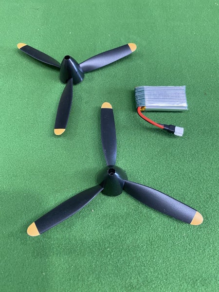 Spare Propellers and Battery Warbird 400 series. Carousel 1