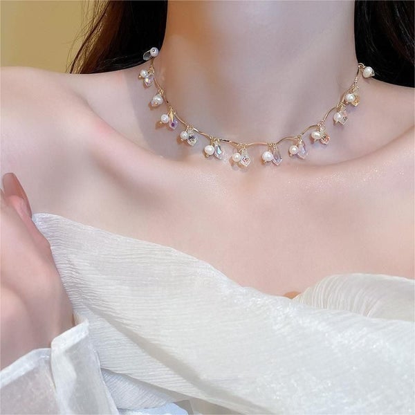 Pearls Resplendent Necklace Collarbone Necklace Carousel 3