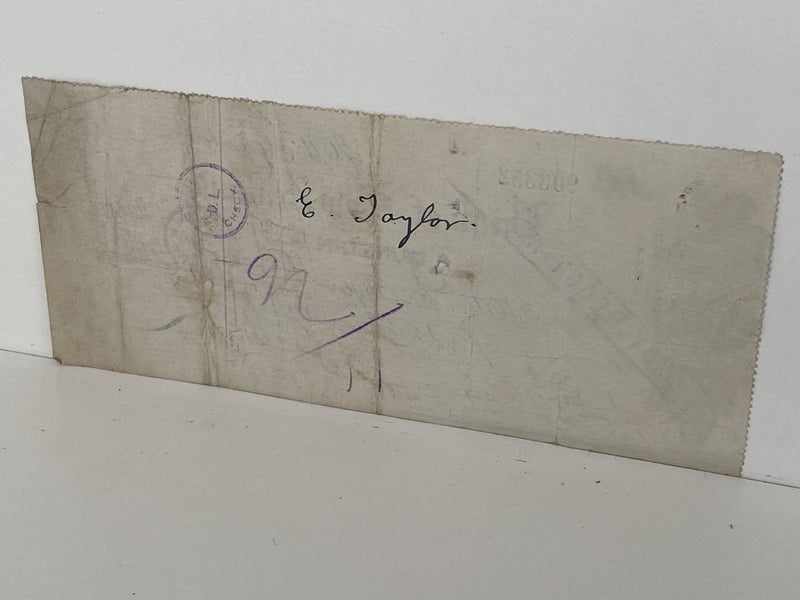 OLD BANKING MEMORABILIA: Bank cheque issued by BNZ Bank, Dunedin 1930 Carousel 2