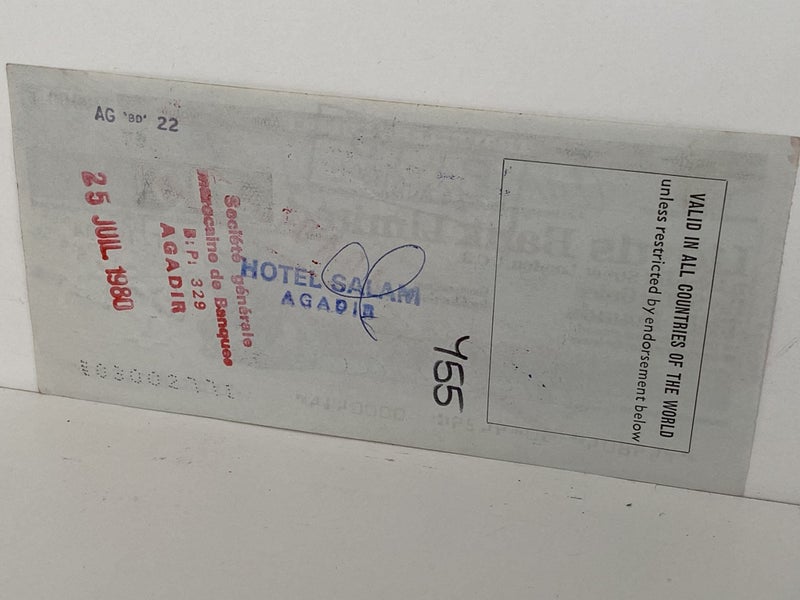 OLD BANKING MEMORABILIA: Travellers Cheque issued by Lloyds Bank, London 1980 Carousel 3