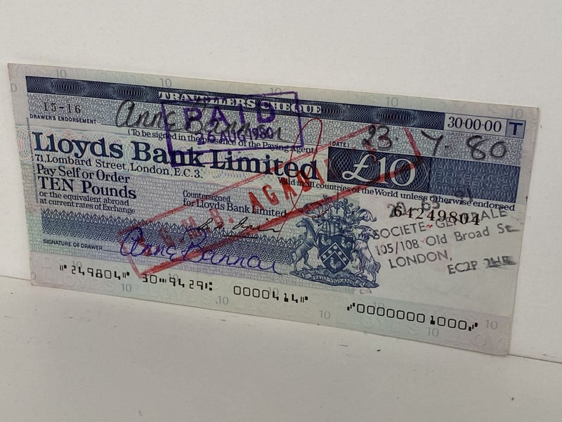 OLD BANKING MEMORABILIA: Travellers Cheque issued by Lloyds Bank, London 1980 Carousel 2