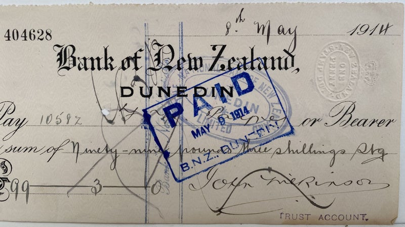 OLD BANKING MEMORABILIA: Bank cheque issued by BNZ Bank, Dunedin 1914 Carousel 1