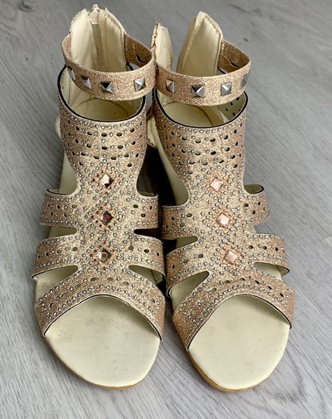 Ladies shoes Carousel 2