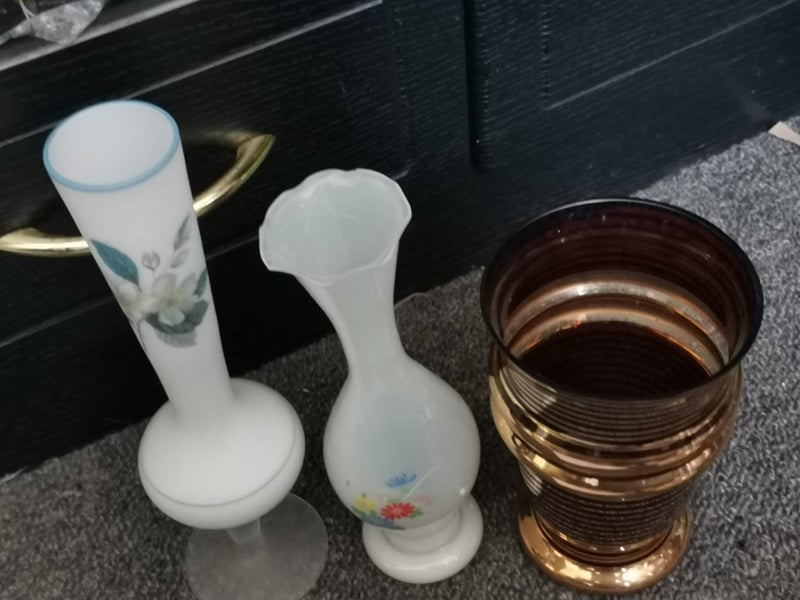 Vintage Glass vase white w flowers italy or coloured flowers or striped Gold Carousel 1