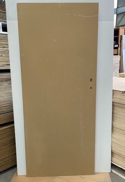 ENTRANCE DOOR 2020*860*40mm Carousel 1