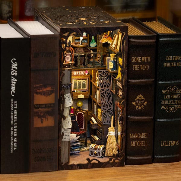Diy House Miniature Book kit Magic Pharmacist With A Dust Cover-2304184 Carousel 2