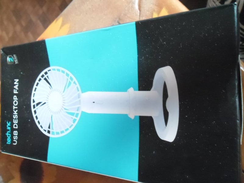 USB Desktop Fan - White Carousel 1