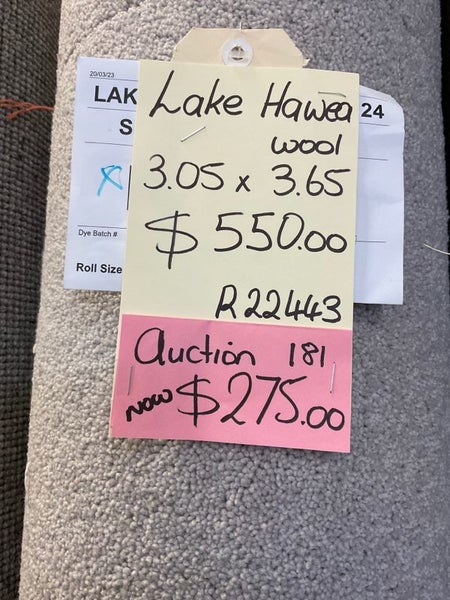 Auction 181 - 3.05 x 3.65 metres,Pure wool, cut pile carpet Carousel 1