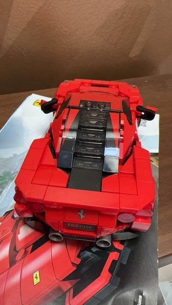 Lego 76895 Speed Champions ~ Ferrari F8 Tributo Carousel 3