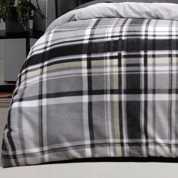 Bianca Chester Soft Flannel Quilt Cover Set Carousel 4