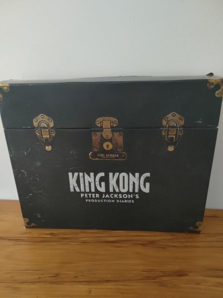 Collectable King Kong - Peter Jackson production diaries Carousel 1