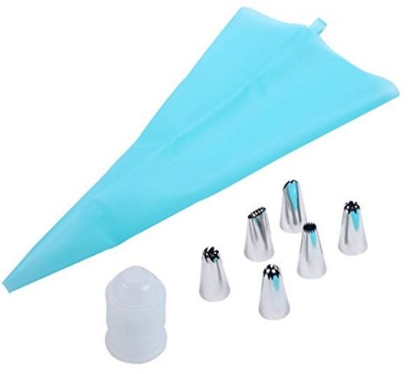 8pc Cake icing piping set Carousel 1