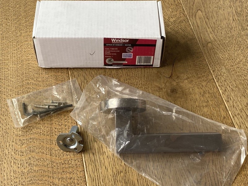 WINDSOR VECTOR DUMMY HANDLE x 5 - ASTRON RANGE - BRUSHED NICKEL x5 available Carousel 2