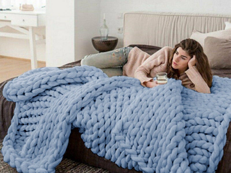 120x100cm Warm Chunky Knit Blanket Throw Blanket Thick Yarn Blanket Blue Carousel 1