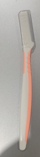 Brand New Eyebrow & Face Razor Carousel 2
