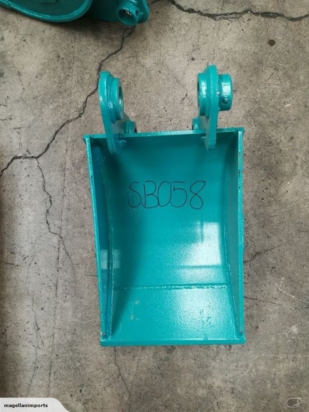 300mm wide Spade Bucket for Kobelco SK35 or similar in Wellsford Carousel 2
