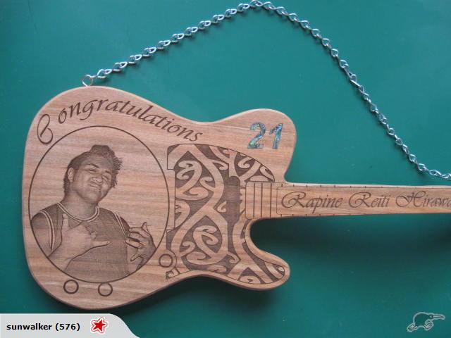 21st KEYS GUITAR DESIGN SOLID MACROCARPA FABULOUS Carousel 2