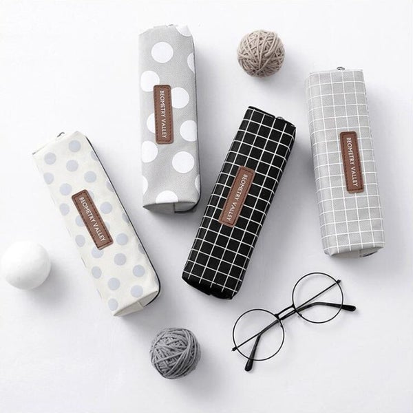 1PCS Small Fresh Square Lattice Dots Pencil Case Office Stationery Carousel 2