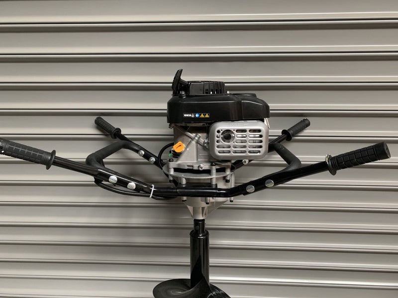 POST HOLE BORER 3 HP single or 2 man 300mm earth auger supplied Carousel 1