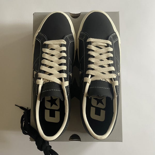 Converse One Star Pro Leather. US 8. NEW! FREE SHIPPING! Carousel 3