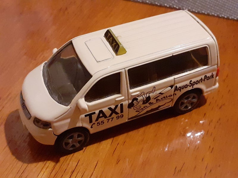 Volkswagen VW Taxi Bus Van by Siku Carousel 2