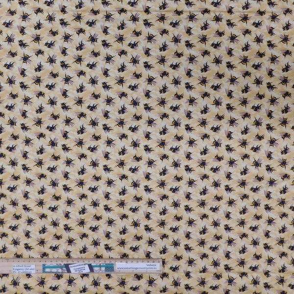 Quilting Patchwork Fabric You Bug Me Bees Allover 50x55cm FQ Carousel 4