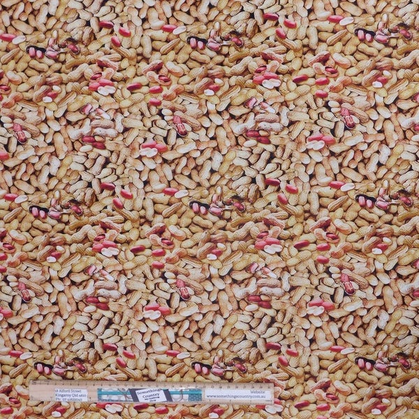Patchwork Quilting Sewing Fabric Peanuts Allover 50x55cm FQ Carousel 2