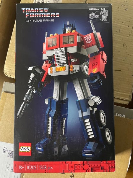 LEGO Icons Transformers 10302 - Optimus Prime ~NEW Carousel 1