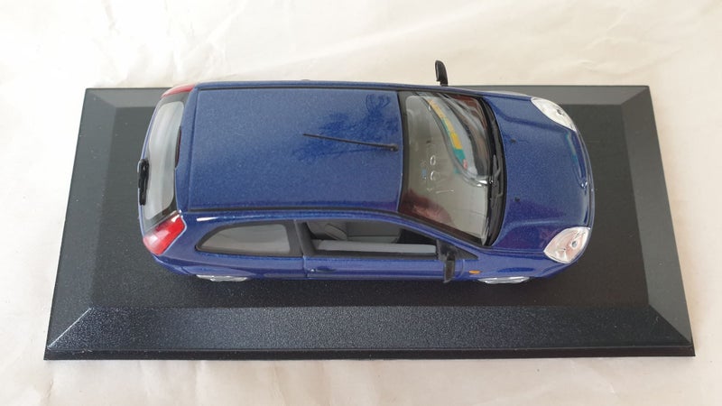 2002 FORD FIESTA MK5 3DR 1:43 SCALE DIECAST MODEL FORD DEALER MODEL MINICHAMPS Carousel 7