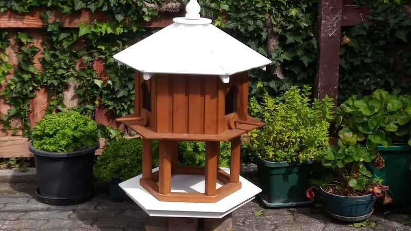 DOVECOTE 3 BERTH & FEEDER(rustic oak / white) Carousel 1