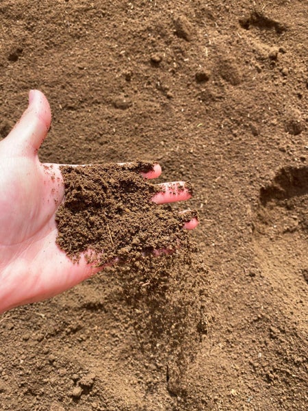 Premium Screened Topsoil (1m3) Carousel 1