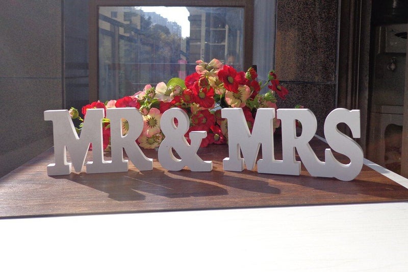 ''Mr & Mrs'' Wooden Letters Wedding Top Table DIY Sign Gift Decor White New Carousel 2