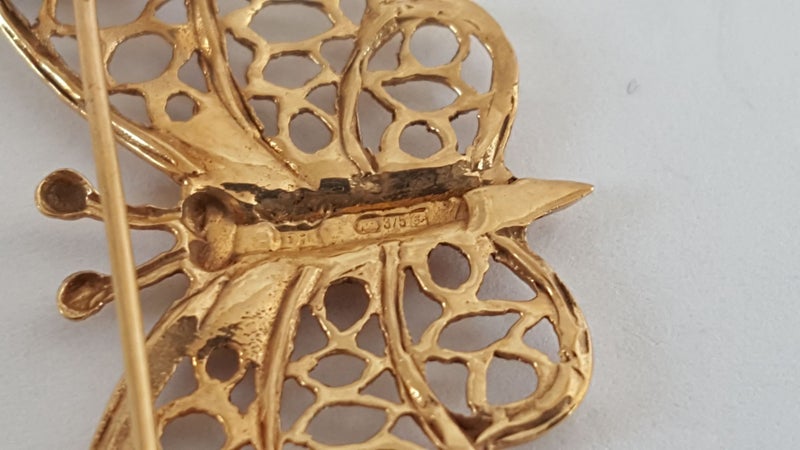 Beautiful Vintage 9ct Gold Butterfly Brooch Carousel 3