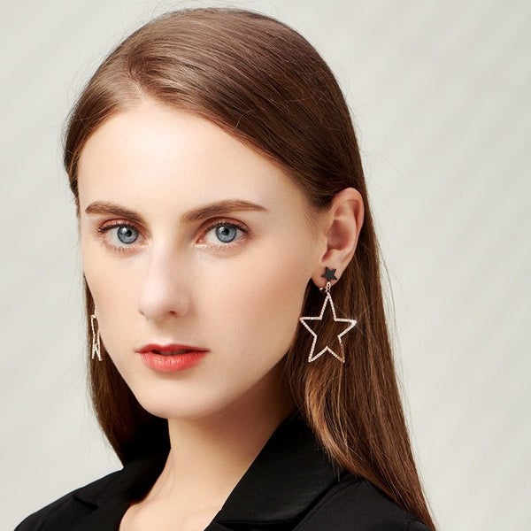 $1 reserve golden pentagram zirconia sparkle setting earrings brand new Carousel 7