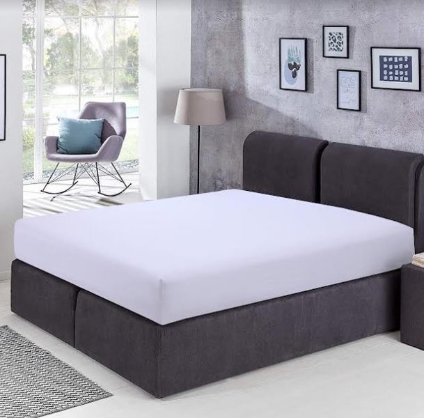 Cotton Blend White Percale Fitted Sheet - Double Carousel 1