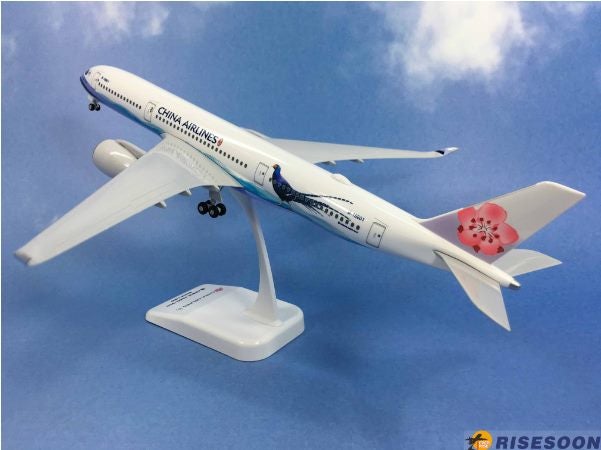 China Airlines A350-900 (Syrmaticus mikado livery) 1:200 scale model plane Carousel 2