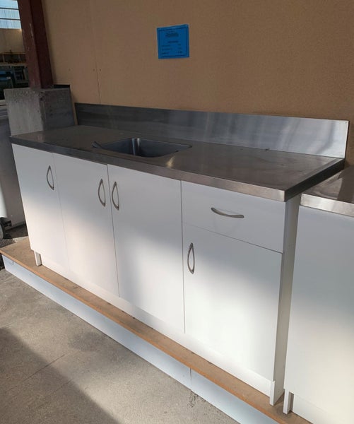 1800w New Kitchenette Unit with Stainless Steel Benchtop Carousel 2