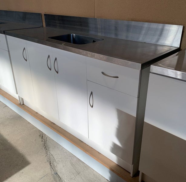 1600w New Kitchenette Unit with Stainless Steel Benchtop Carousel 2