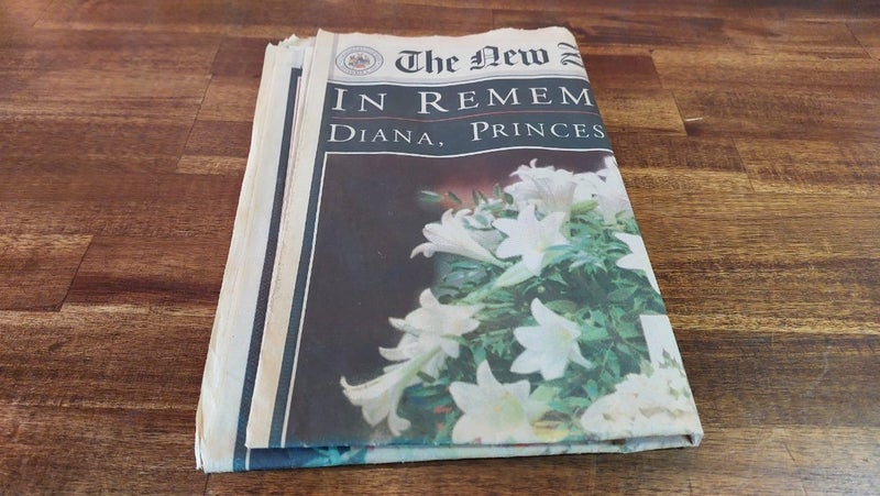 VINTAGE PRINCESS DIANA REMEMBRANCE NZ HERALD 8/9/1997 Carousel 14