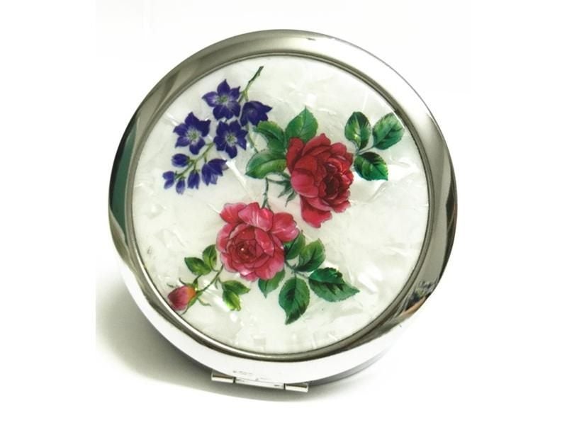 Makeup Mirror Carousel 1