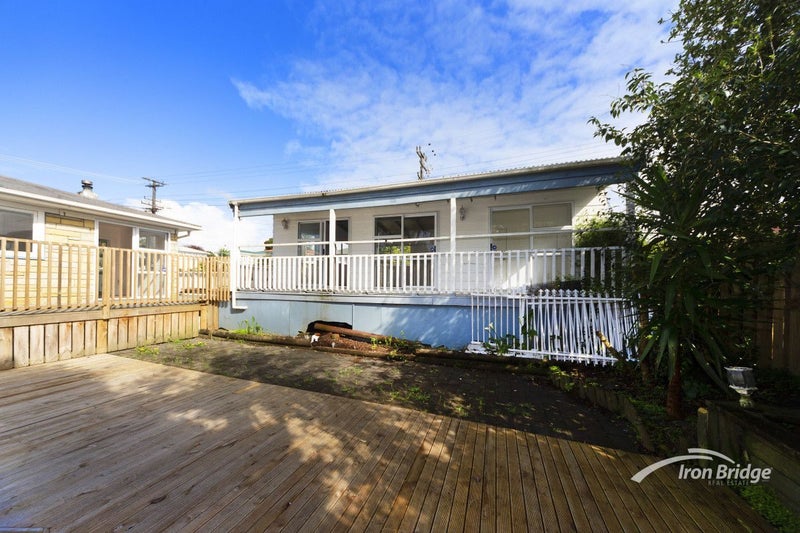 2 Garfield Road, Helensville, Rodney, Auckland